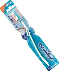 Зубная щетка АКВАФРЕШ интердентал / AQUAFRESH interdental
